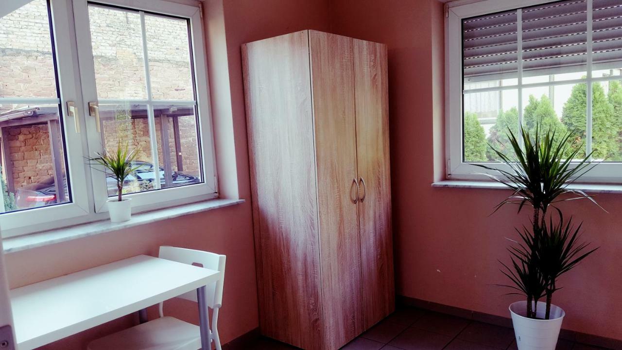 White House 'Privatzimmer' Mannheim Extérieur photo