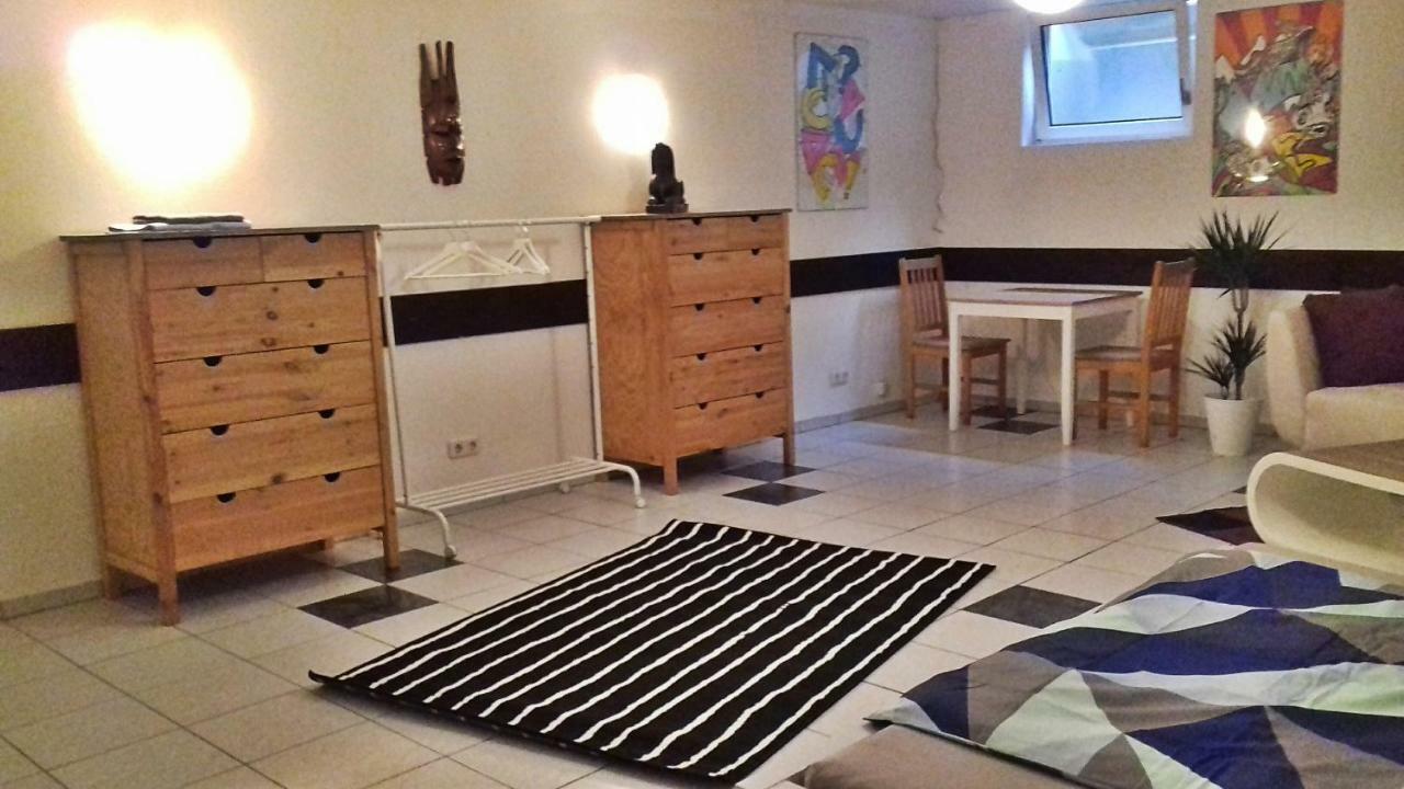 White House 'Privatzimmer' Mannheim Extérieur photo